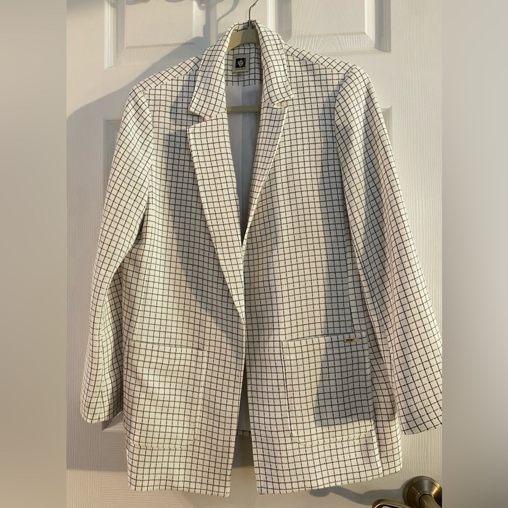 Anne Klein White and Black Grid Blazer